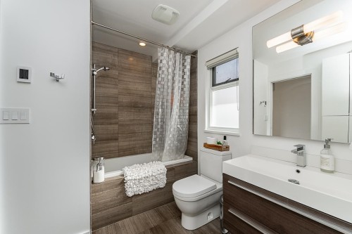 3988 Parkway Drive, Vancouver, BC 