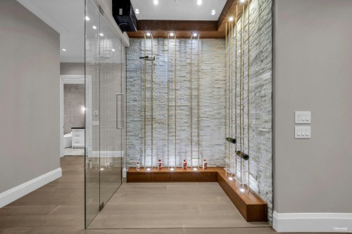 3946 30Th Avenue W, Vancouver, BC 