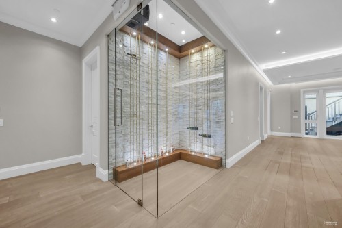 3946 30Th Avenue W, Vancouver, BC 