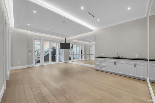 3946 30Th Avenue W, Vancouver, BC 