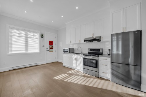 3946 30Th Avenue W, Vancouver, BC 