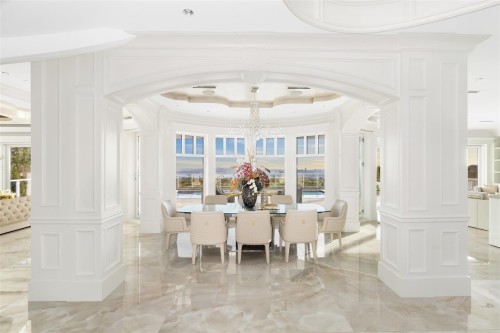 1335 Chartwell Drive, West Vancouver, BC 