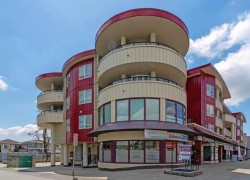 305-7738 Edmonds Street  Burnaby, BC V3N 1B8