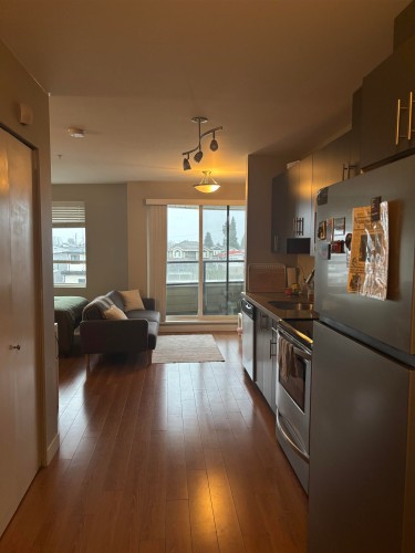 305-7738 Edmonds Street, Burnaby, BC 