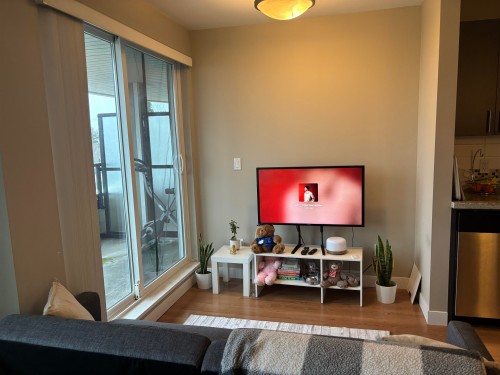 305-7738 Edmonds Street, Burnaby, BC 