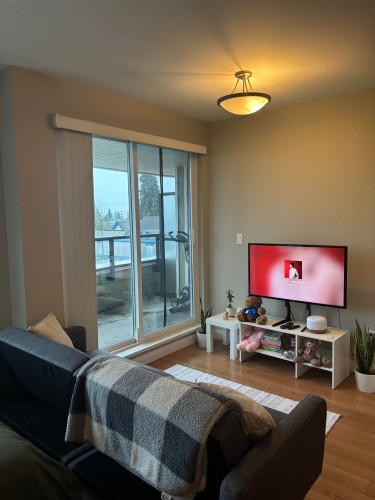 305-7738 Edmonds Street, Burnaby, BC 