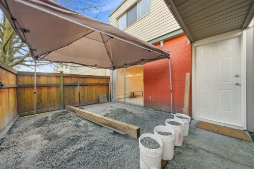 811 Westview Crescent, North Vancouver, BC 