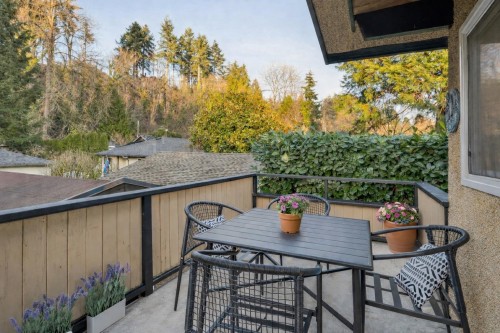 1564 Hope Road, North Vancouver, BC 