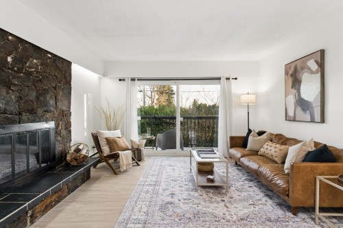 1564 Hope Road, North Vancouver, BC 