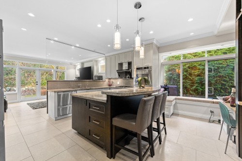 8208 Tugboat Place, Vancouver, BC 