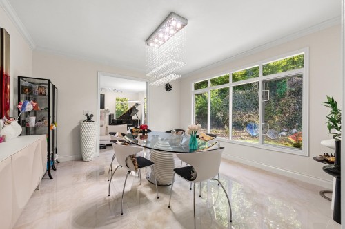 8208 Tugboat Place, Vancouver, BC 