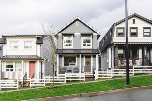 25097 112 Avenue  Maple Ridge, BC V2W 0K6