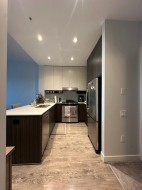 402-618 Como Lake Avenue  Coquitlam, BC V3J 0G1