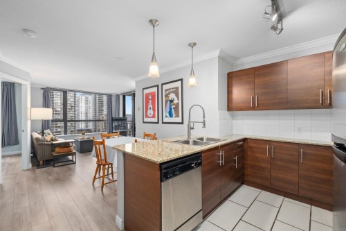 604-814 Royal Avenue, New Westminster, BC 