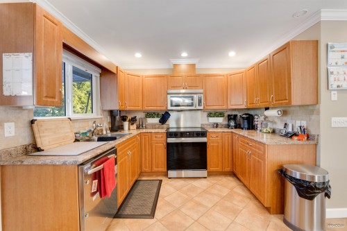 2591 Passage Drive, Coquitlam, BC 