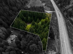 1774 Depot Road  Squamish, BC V8B 0P6