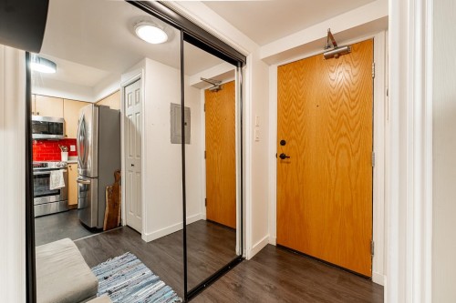 706-680 Clarkson Street, New Westminster, BC 