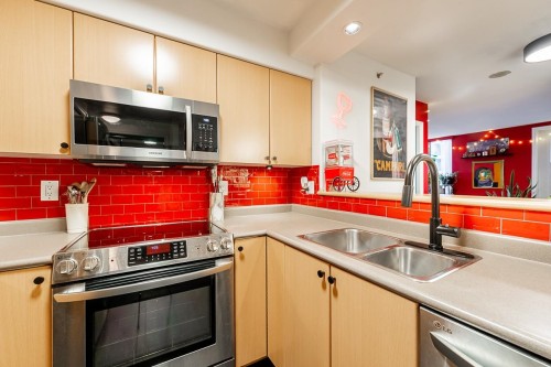 706-680 Clarkson Street, New Westminster, BC 