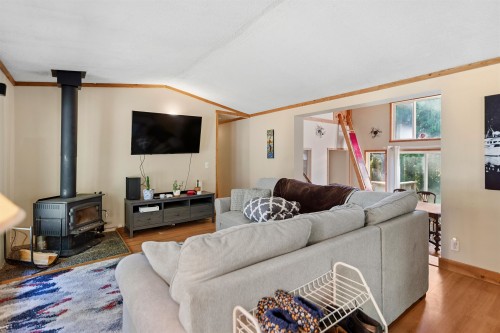 7103 Sechelt Inlet Road, Sechelt, BC 