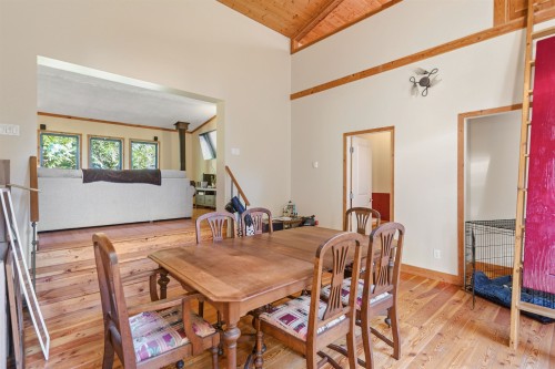 7103 Sechelt Inlet Road, Sechelt, BC 