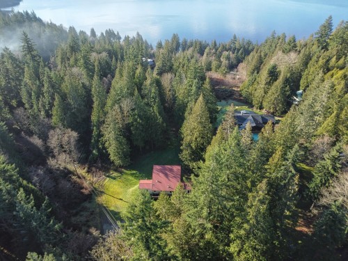 7103 Sechelt Inlet Road, Sechelt, BC 