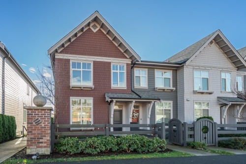 139-3529 Baycrest Avenue  Coquitlam, BC V3B 2W7