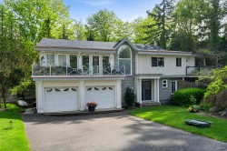 4621 Woodburn Place  West Vancouver, BC V7S 2W8