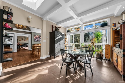 4621 Woodburn Place, West Vancouver, BC 