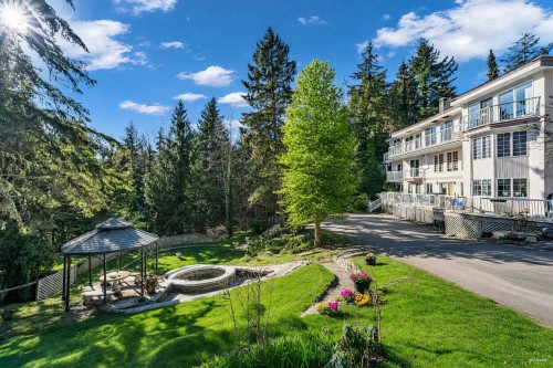 4621 Woodburn Place, West Vancouver, BC 