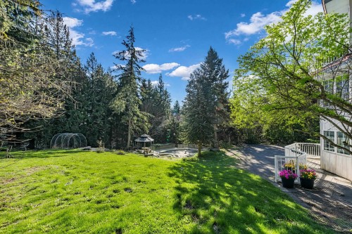 4621 Woodburn Place, West Vancouver, BC 