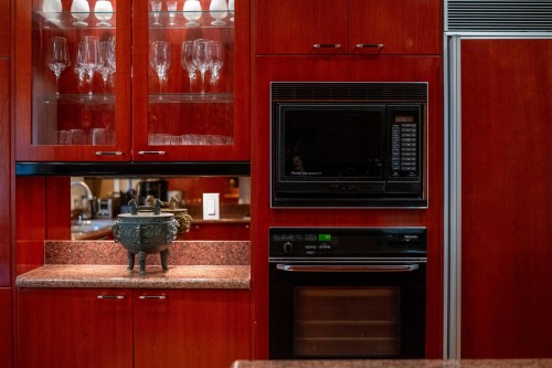 2635 Rosebery Avenue, West Vancouver, BC 