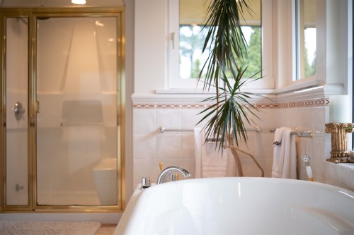 2635 Rosebery Avenue, West Vancouver, BC 