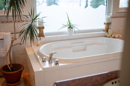 2635 Rosebery Avenue, West Vancouver, BC 