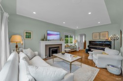 1220 Braeside Street  West Vancouver, BC V7T 2L2