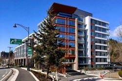 511-423 6th Street  West Vancouver, BC V7T 0A1