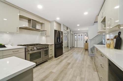 2271 Sorrento Drive, Coquitlam, BC 