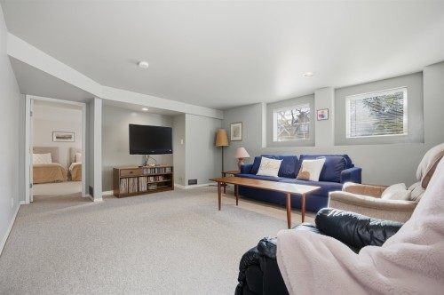 2865 30Th Avenue W, Vancouver, BC 