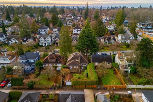 2865 30Th Avenue W, Vancouver, BC 