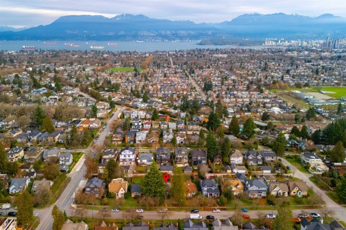 2865 30Th Avenue W, Vancouver, BC 