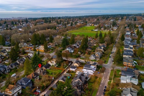 2865 30Th Avenue W, Vancouver, BC 