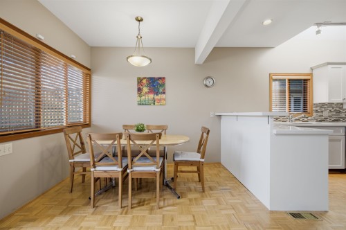 2865 30Th Avenue W, Vancouver, BC 