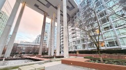 2015-1618 Quebec Street  Vancouver, BC V6A 0C5