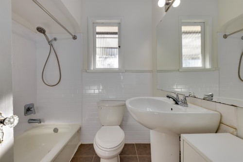 509 Keith Road E, North Vancouver, BC 