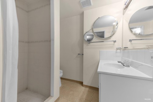 4425 Maple Street, Vancouver, BC 