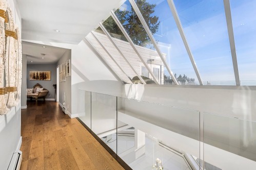 5530 Parthenon Place, West Vancouver, BC 