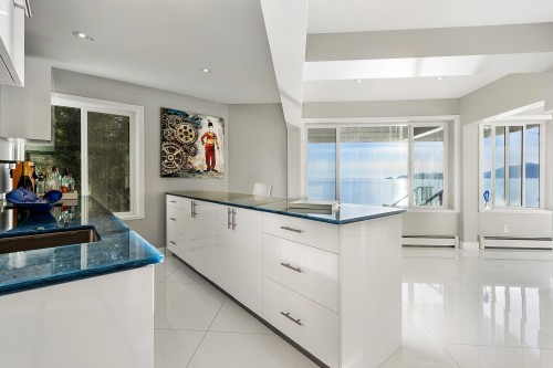 5530 Parthenon Place, West Vancouver, BC 