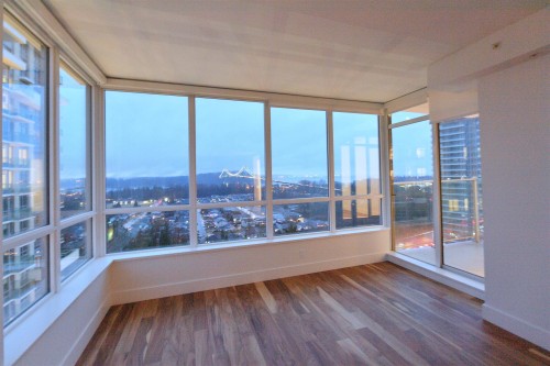 1703-1675 Lions Gate Lane, North Vancouver, BC 