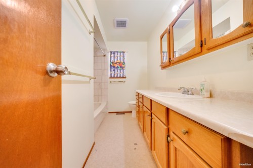 2175 54Th Avenue E, Vancouver, BC 