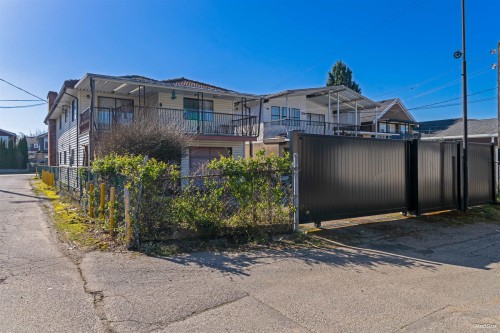 2175 54Th Avenue E, Vancouver, BC 