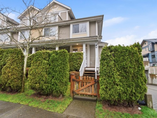 1-7136 18th Avenue  Burnaby, BC V3N 1H1